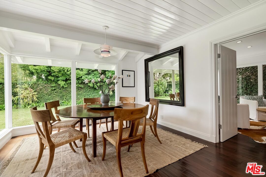 427 Sycamore Road Santa Monica, CA 90402 - Photo 16 of 44