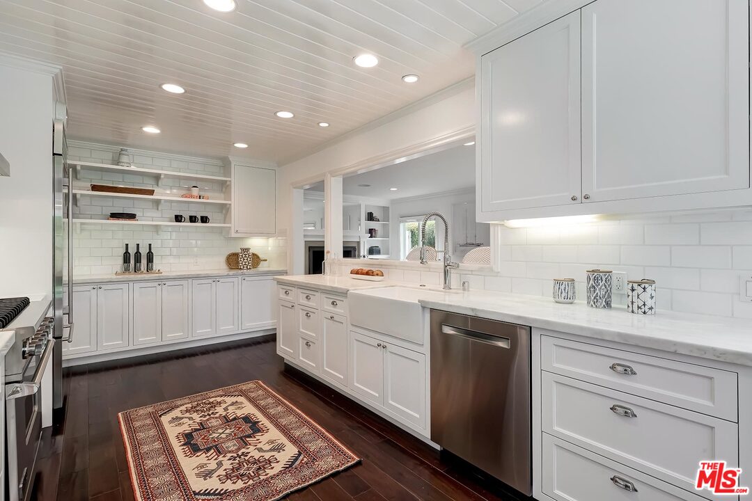 427 Sycamore Road Santa Monica, CA 90402 - Photo 18 of 44
