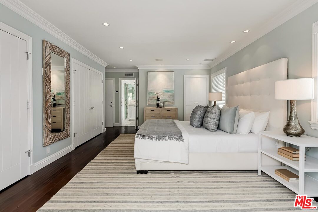 427 Sycamore Road Santa Monica, CA 90402 - Photo 32 of 44