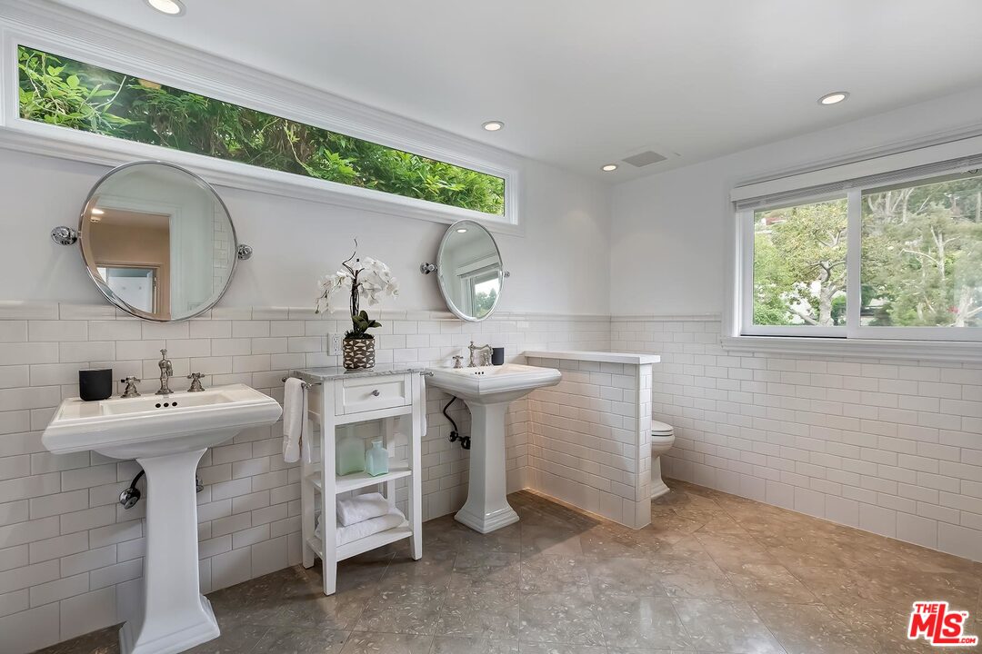 427 Sycamore Road Santa Monica, CA 90402 - Photo 41 of 44