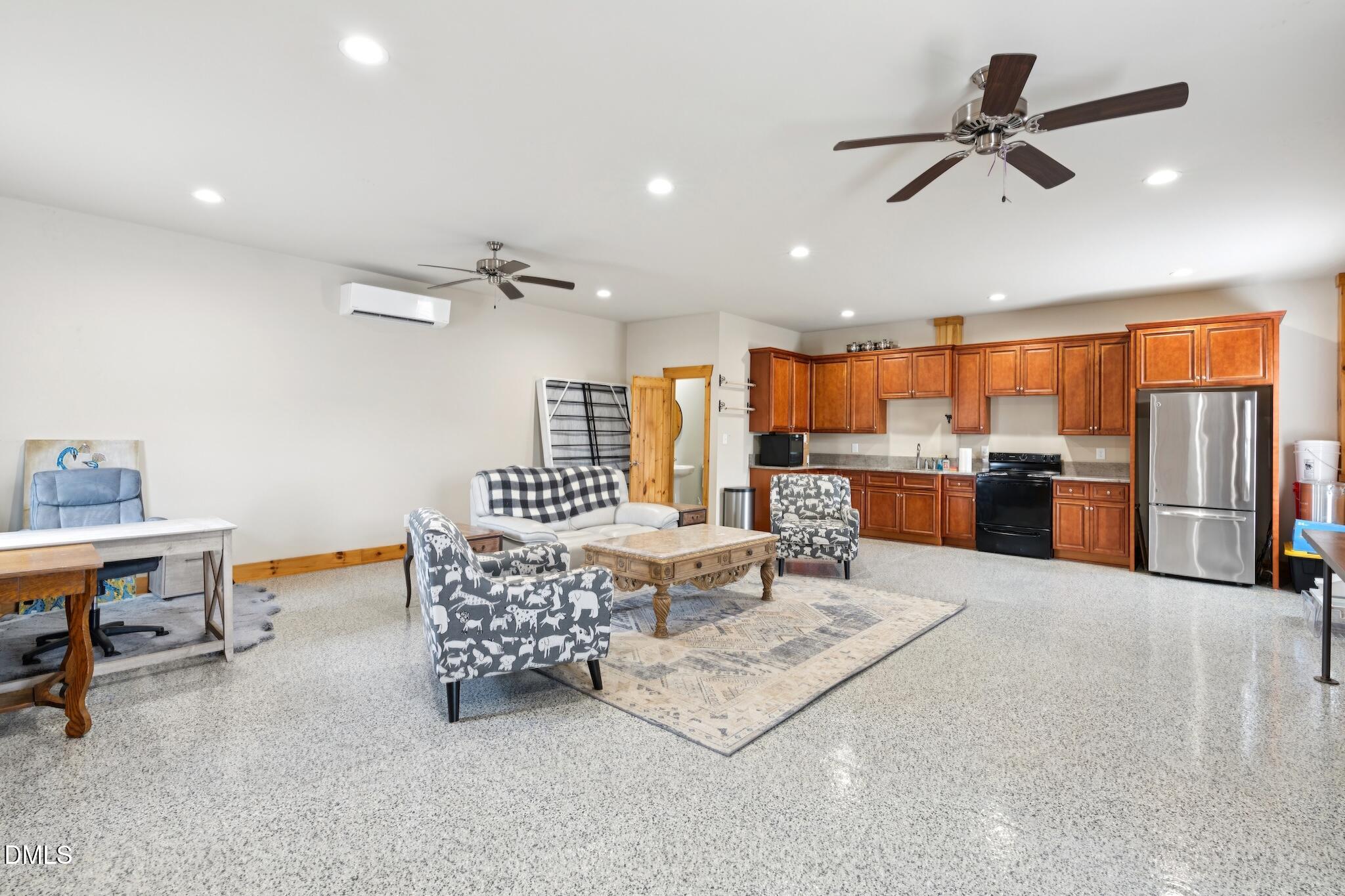 921 Tilghman Road Benson, NC 27504 - Photo 49 of 53 DSC09638