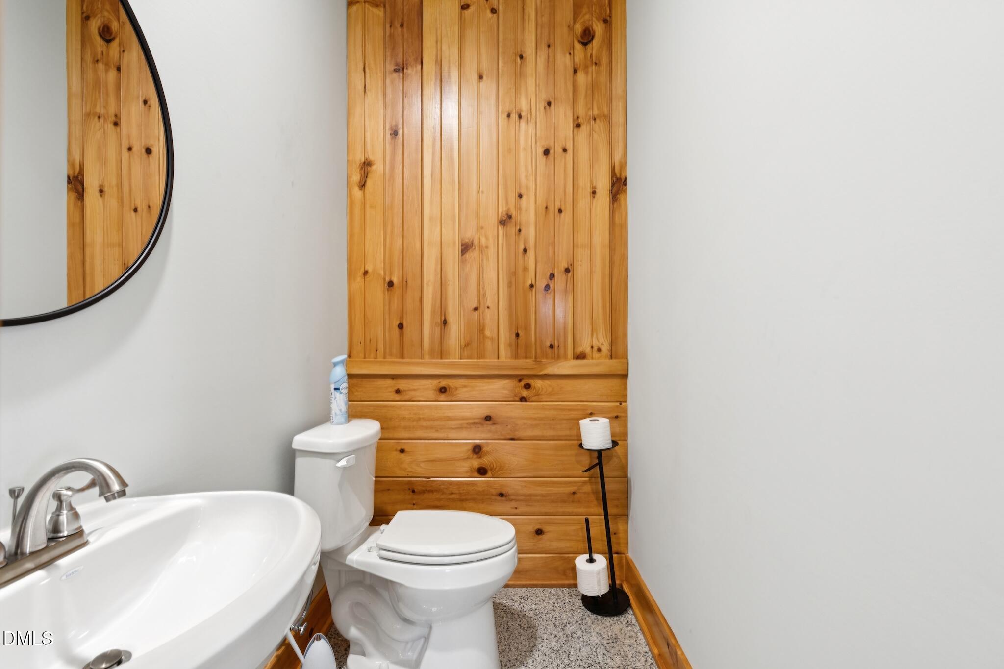 921 Tilghman Road Benson, NC 27504 - Photo 52 of 53 DSC09653