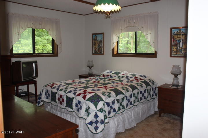1562 Ridgeview Drive Lake Ariel, PA 18436 - Photo 10 of 24
