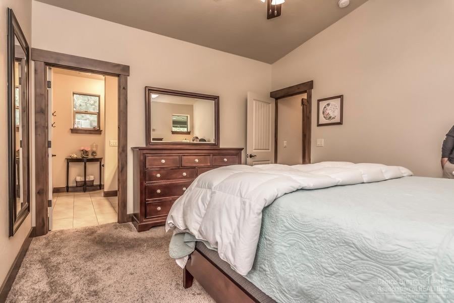 60082 Minnetonka Lane Bend, OR 97702 - Photo 12 of 25 Additional Photo
