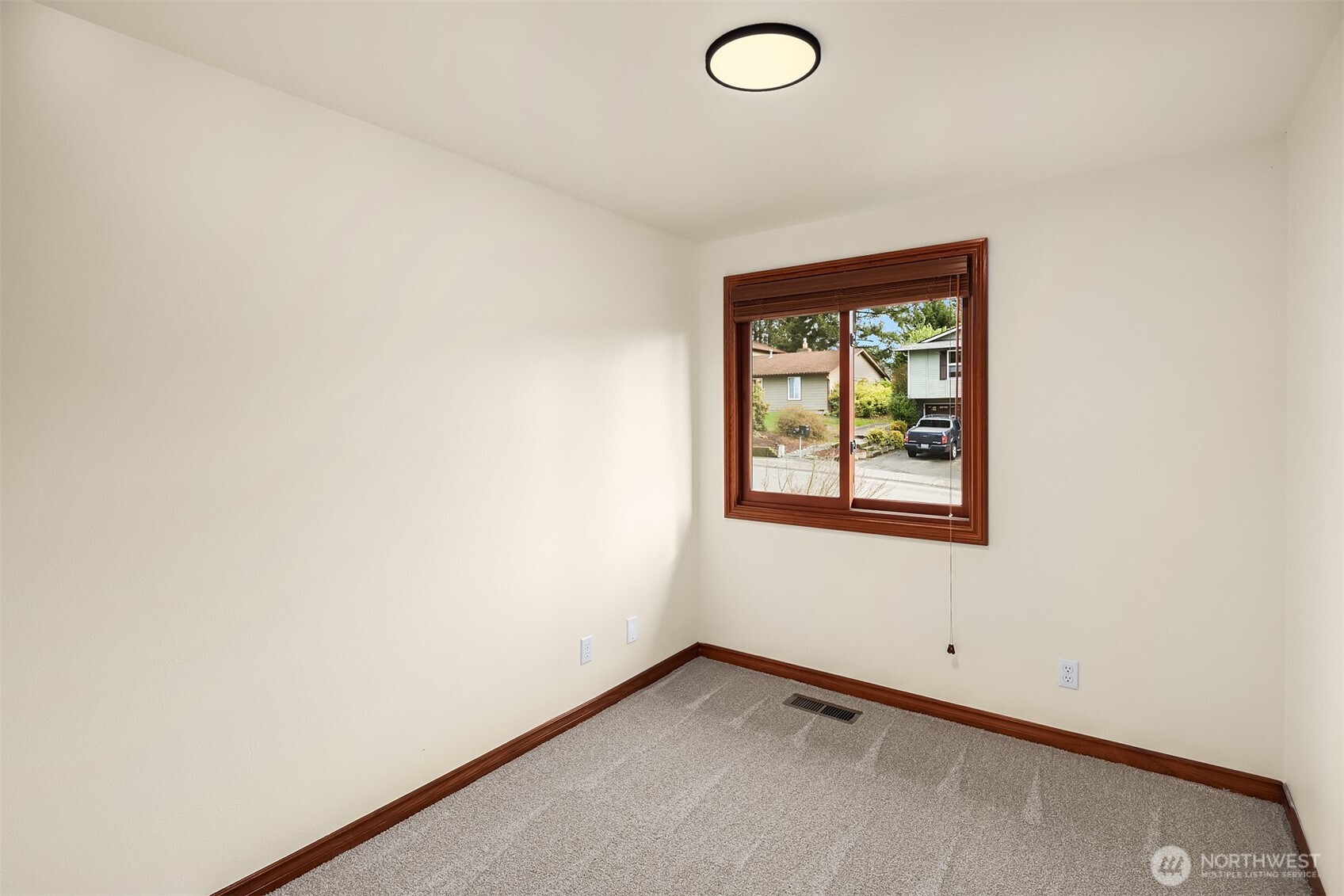 17027 136th Place Southeast Renton, WA 98058 - Photo 20 of 33