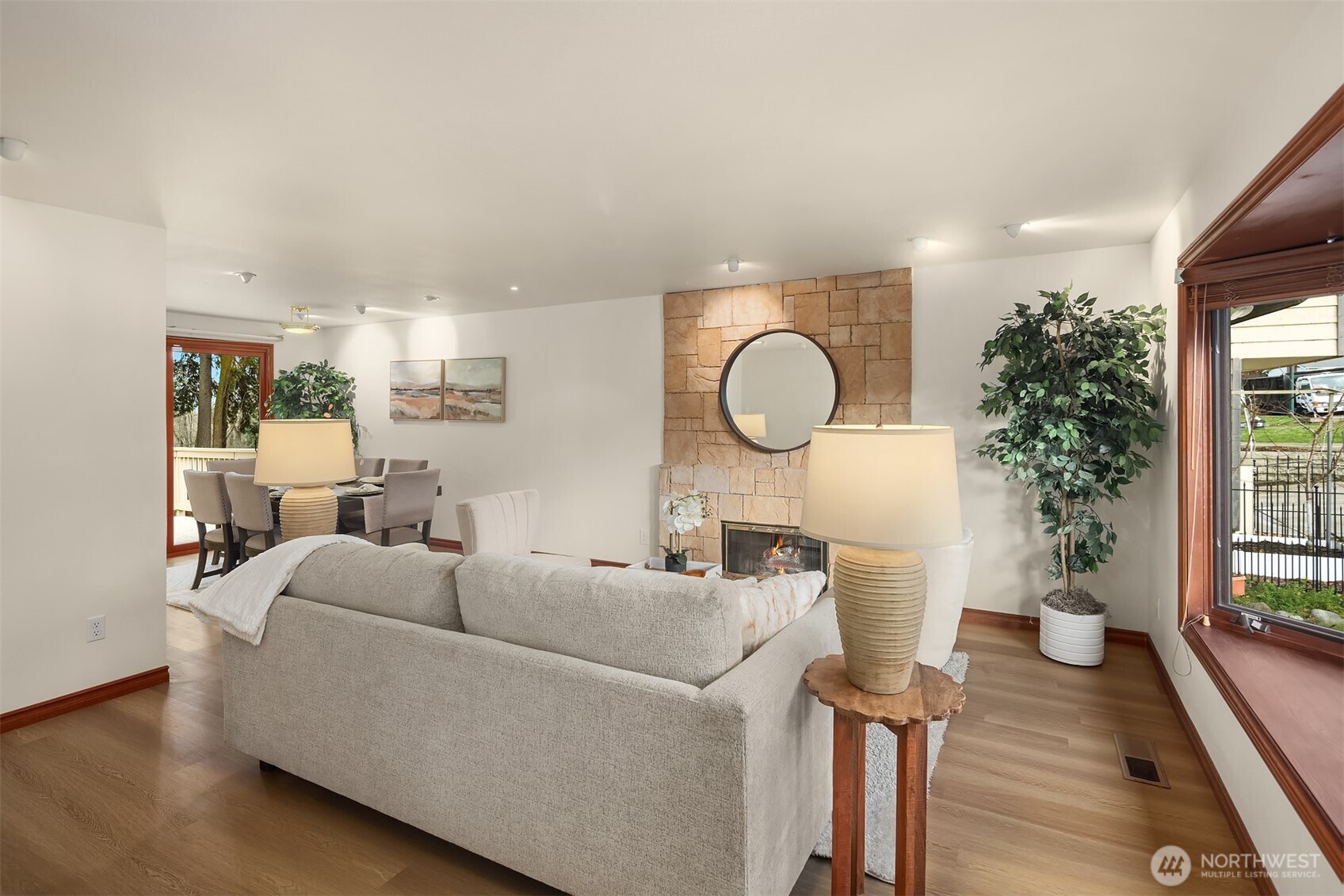 17027 136th Place Southeast Renton, WA 98058 - Photo 6 of 33