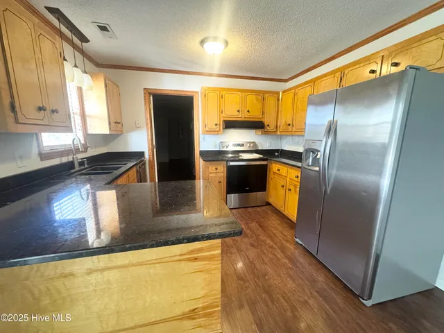 $2,217 | 200 Dramtree Drive, Elizabeth City, NC 27909