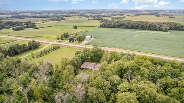 $599,900 | 4645 Halstad Avenue, Webster, MN 55088