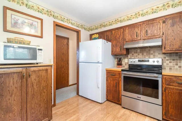 $599,900 | 4645 Halstad Avenue, Webster, MN 55088