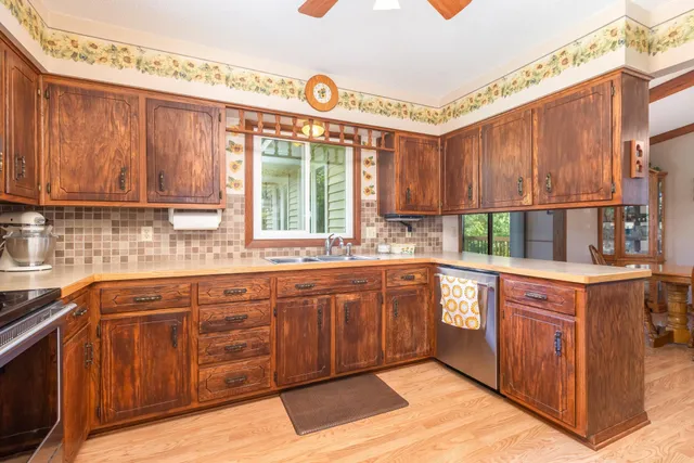 $599,900 | 4645 Halstad Avenue, Webster, MN 55088