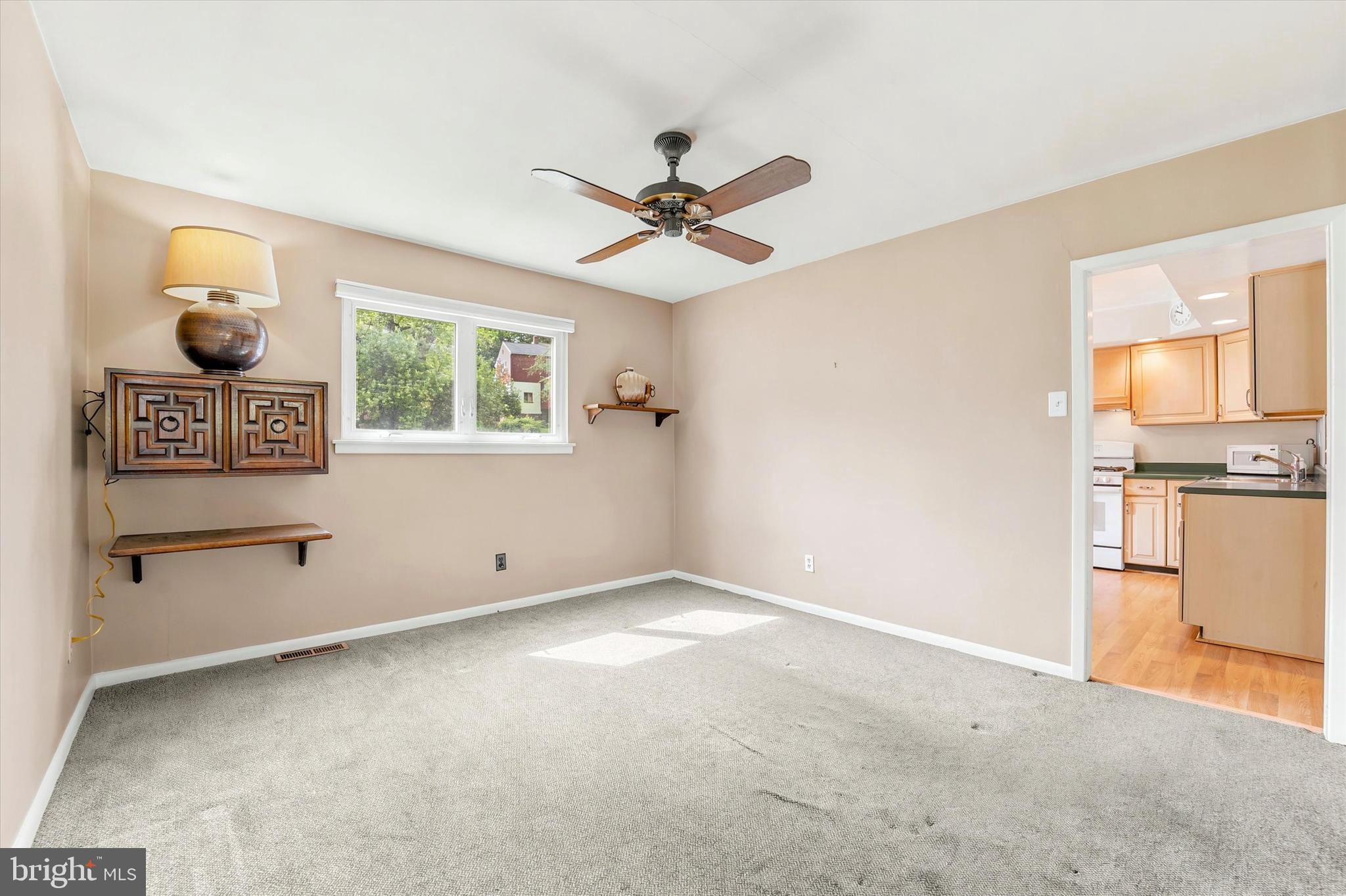 303 Glendale Road Havertown, PA 19083 - Photo 14 of 38