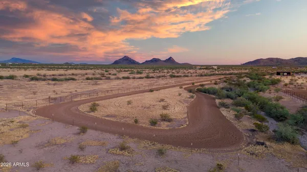 $1,700,000 | 52510 Williams Road, Aguila, AZ 85320