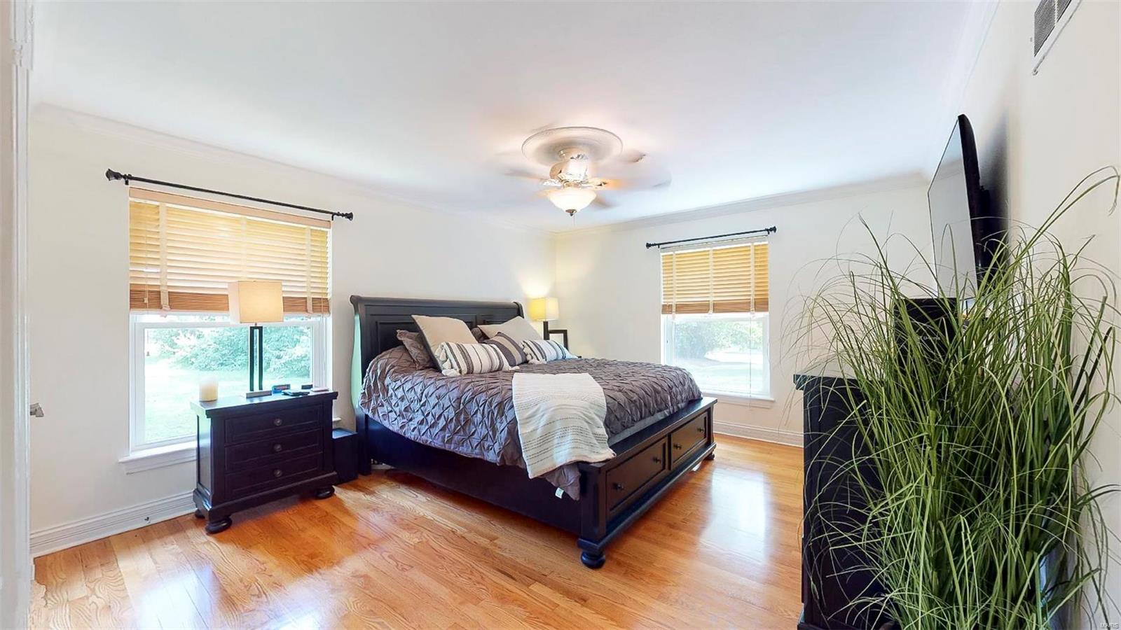 8109 South Laclede Station Road St. Louis, MO 63123 - Photo 23 of 36 Gallery Image 23