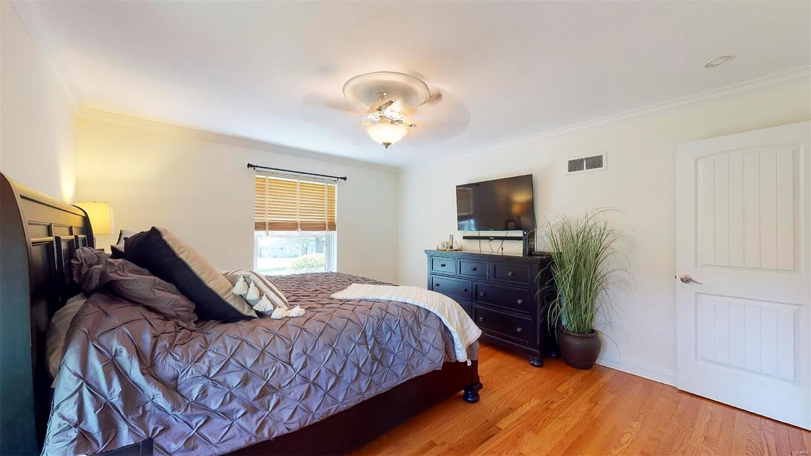 8109 South Laclede Station Road St. Louis, MO 63123 - Photo 24 of 36 Gallery Image 24