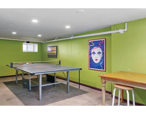 339 Russett Road Brookline, MA 02467 - Photo 14 of 17 Gallery Image 14