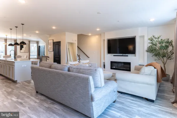 $565,000 | 9722 Glassy Creek Way, Upper Marlboro, MD 20772