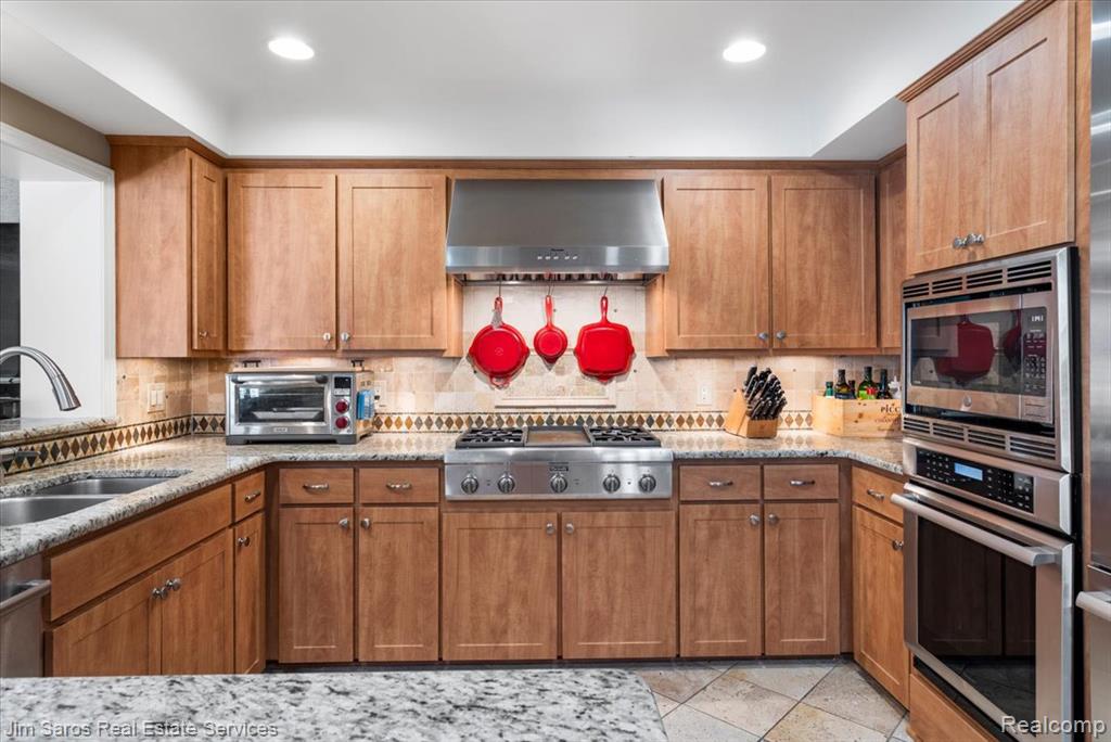 75 South Duval Road Grosse Pointe Shores, MI 48236 - Photo 11 of 50