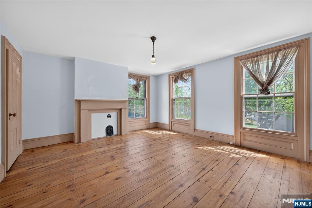 142 Island Road Mahwah, NJ 07430 - Photo 18 of 31