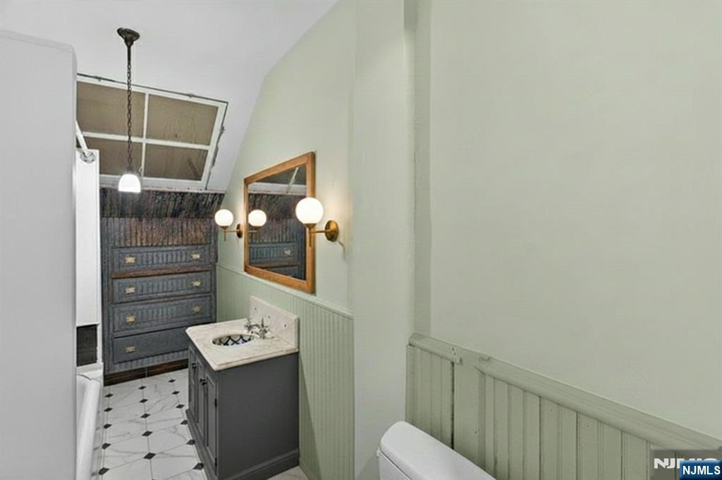 142 Island Road Mahwah, NJ 07430 - Photo 26 of 31