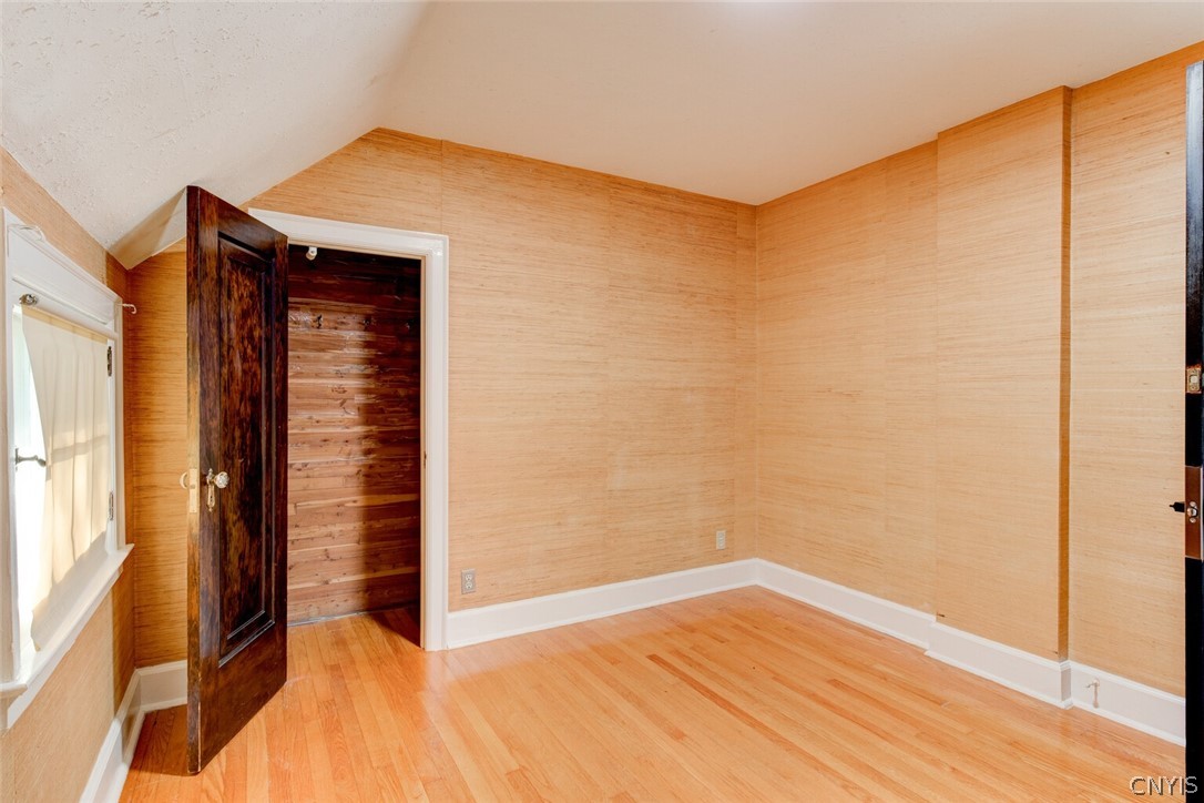 130 Circle Road Syracuse, NY 13210 - Photo 30 of 46