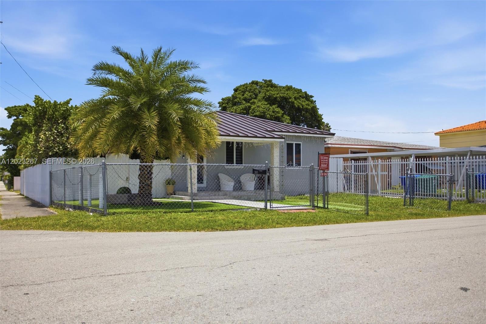 301 Southwest 36th Avenue Miami, FL 33135 - Photo 3 of 54