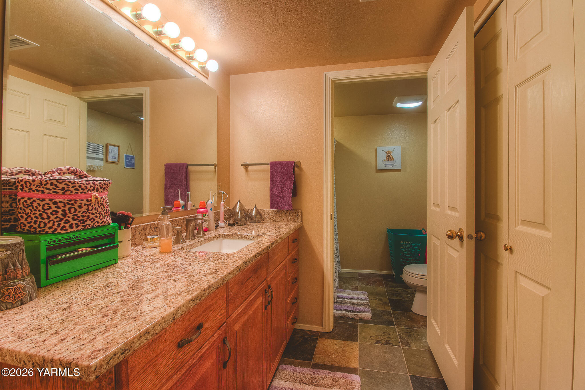 1352 Gilbert Road Zillah, WA 98953 - Photo 24 of 39 24. Lower level Full Bath