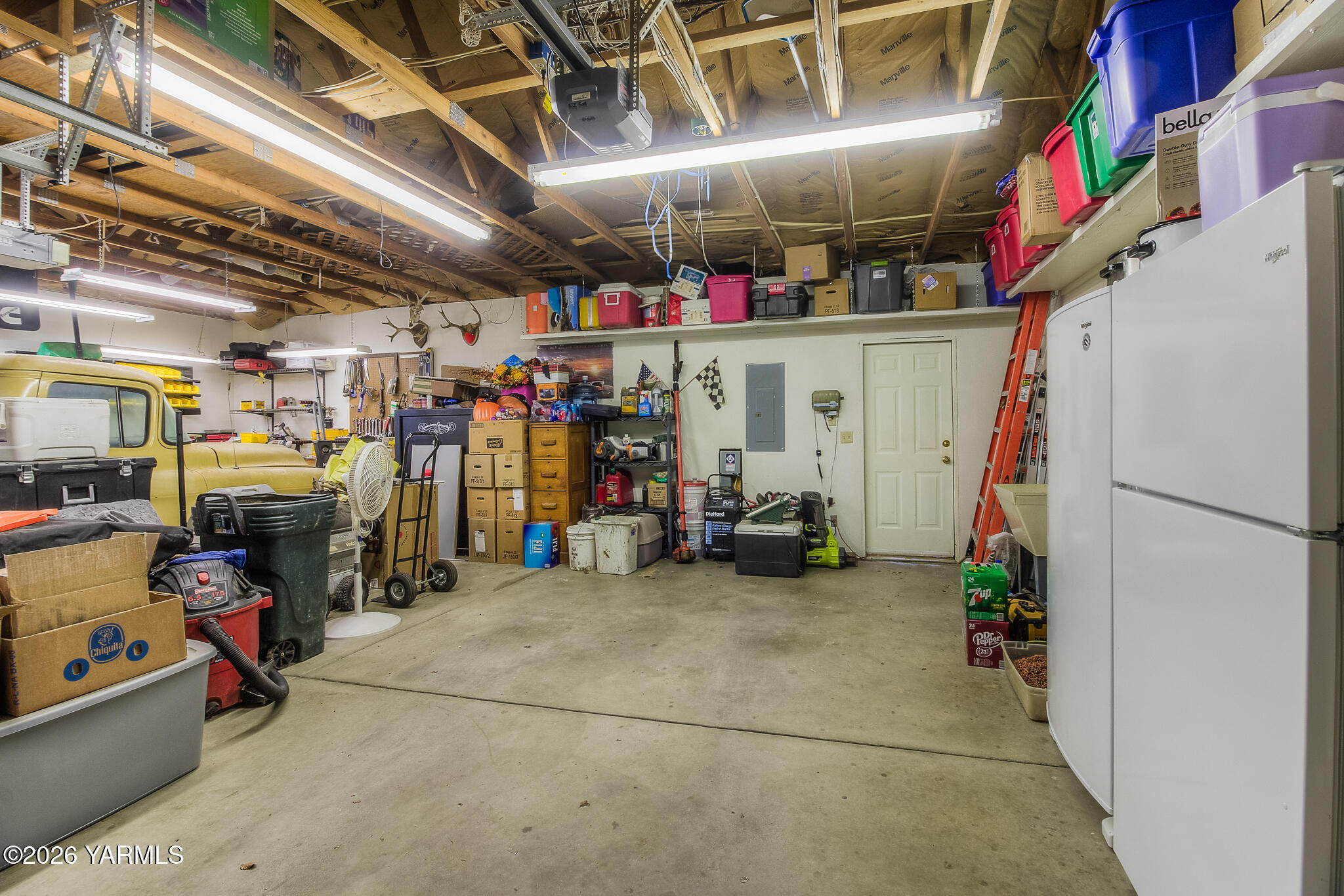 1352 Gilbert Road Zillah, WA 98953 - Photo 27 of 39 27. Garage
