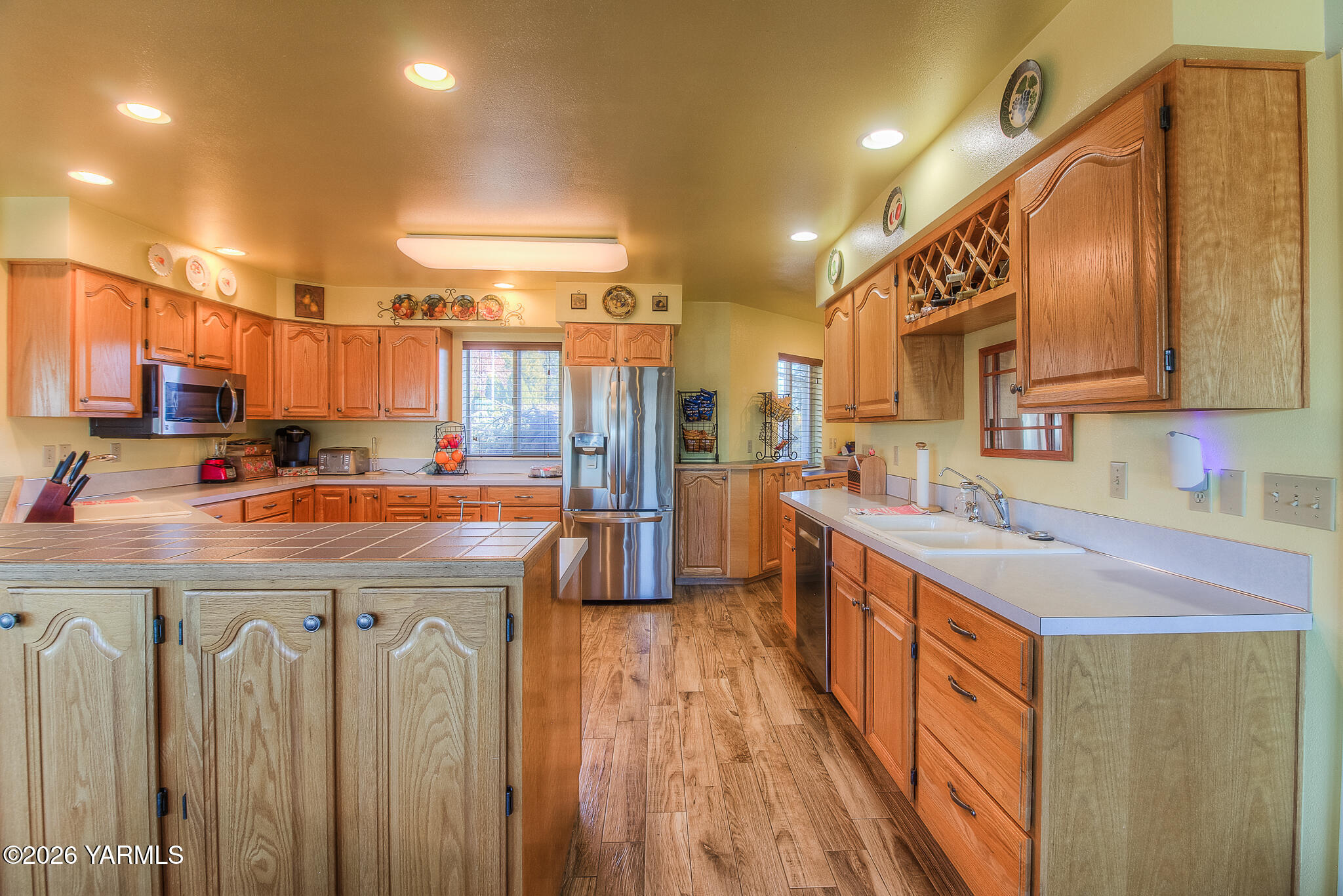 1352 Gilbert Road Zillah, WA 98953 - Photo 3 of 39 3. Kitchen