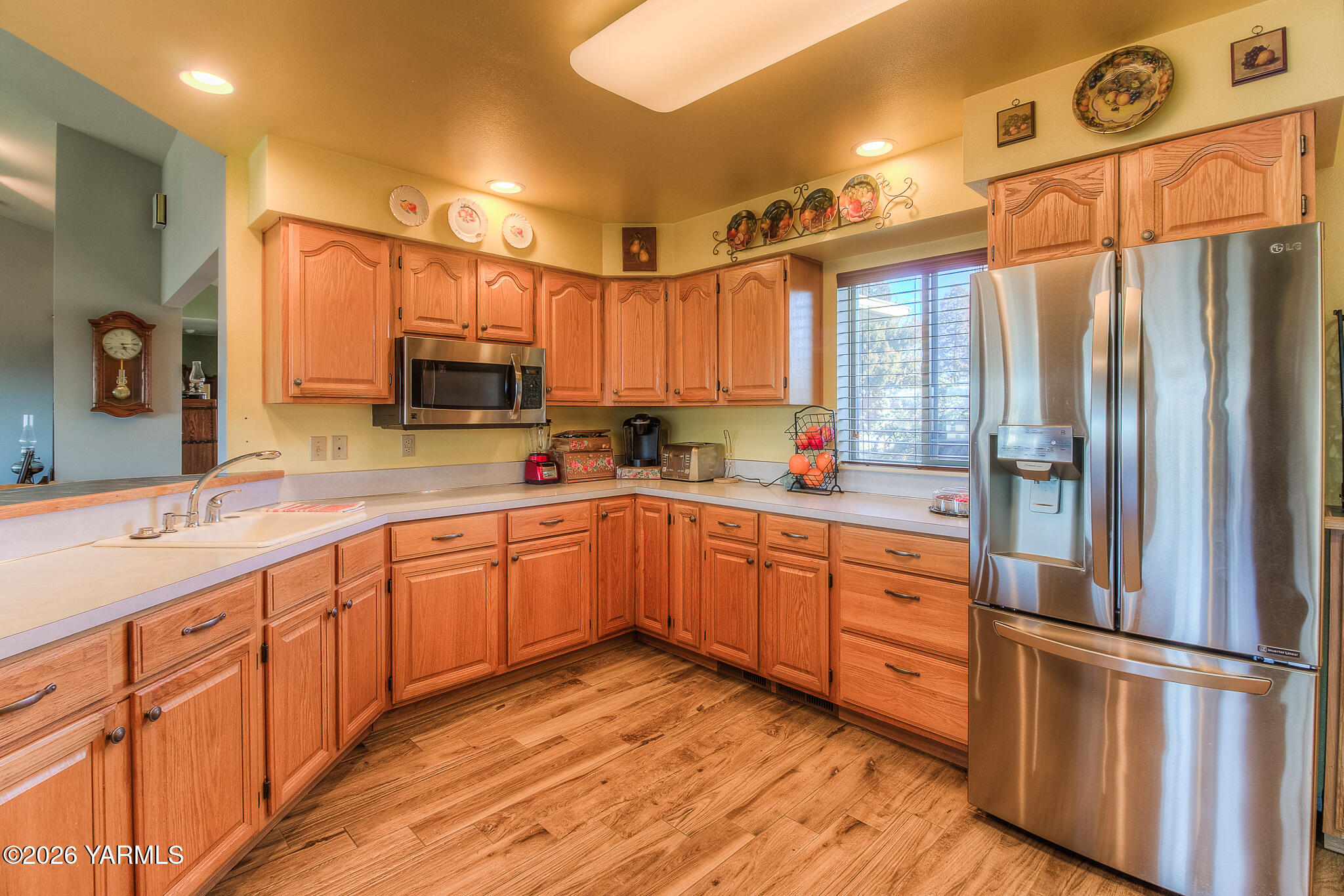 1352 Gilbert Road Zillah, WA 98953 - Photo 7 of 39 7. Kitchen