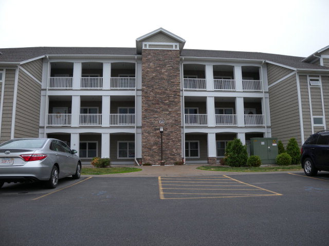 60 Club Road, Unit 103 Plattsburgh, NY 12903 - Photo 1 of 1 Gallery Image 1