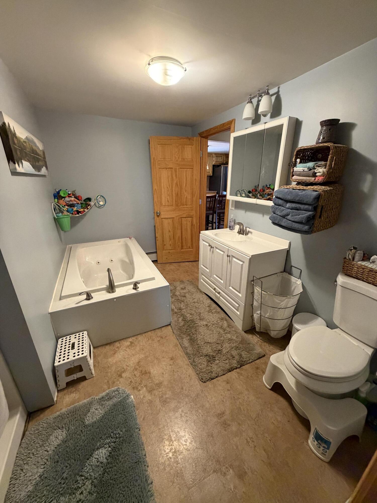 336 Bates Street Millinocket, ME 04462 - Photo 13 of 23 1112440E-5E40-4A3A-BD14-E4D865525741