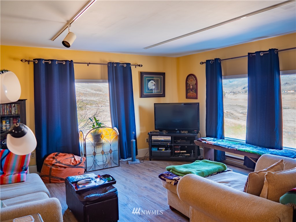 480 Green Lake Road Okanogan, WA 98840 - Photo 8 of 19 Gallery Image 8