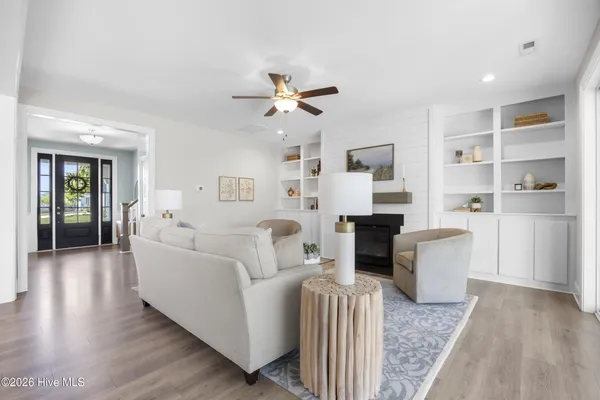 $649,900 | 2 Artisan Drive, Hampstead, NC 28443