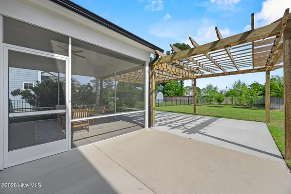 $649,900 | 2 Artisan Drive, Hampstead, NC 28443