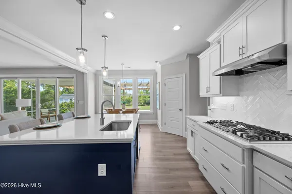 $649,900 | 2 Artisan Drive, Hampstead, NC 28443