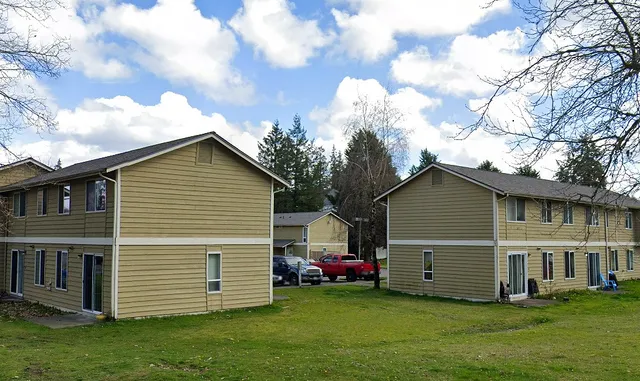 $1,293 | 1015 Oakhurst Drive, Elma, WA 98541