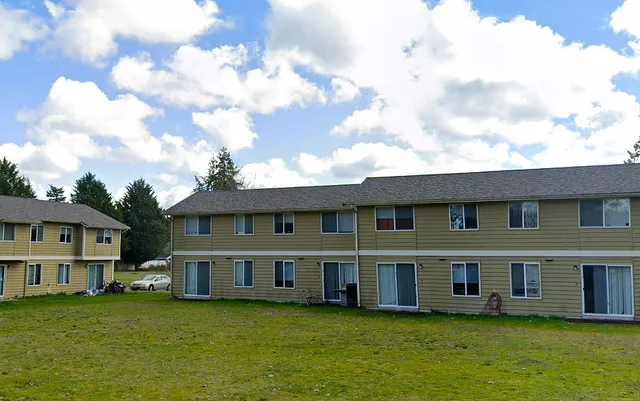 $1,293 | 1015 Oakhurst Drive, Elma, WA 98541