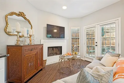 $249,000 | 5757 Martel Avenue, Unit B01, Dallas, TX 75206