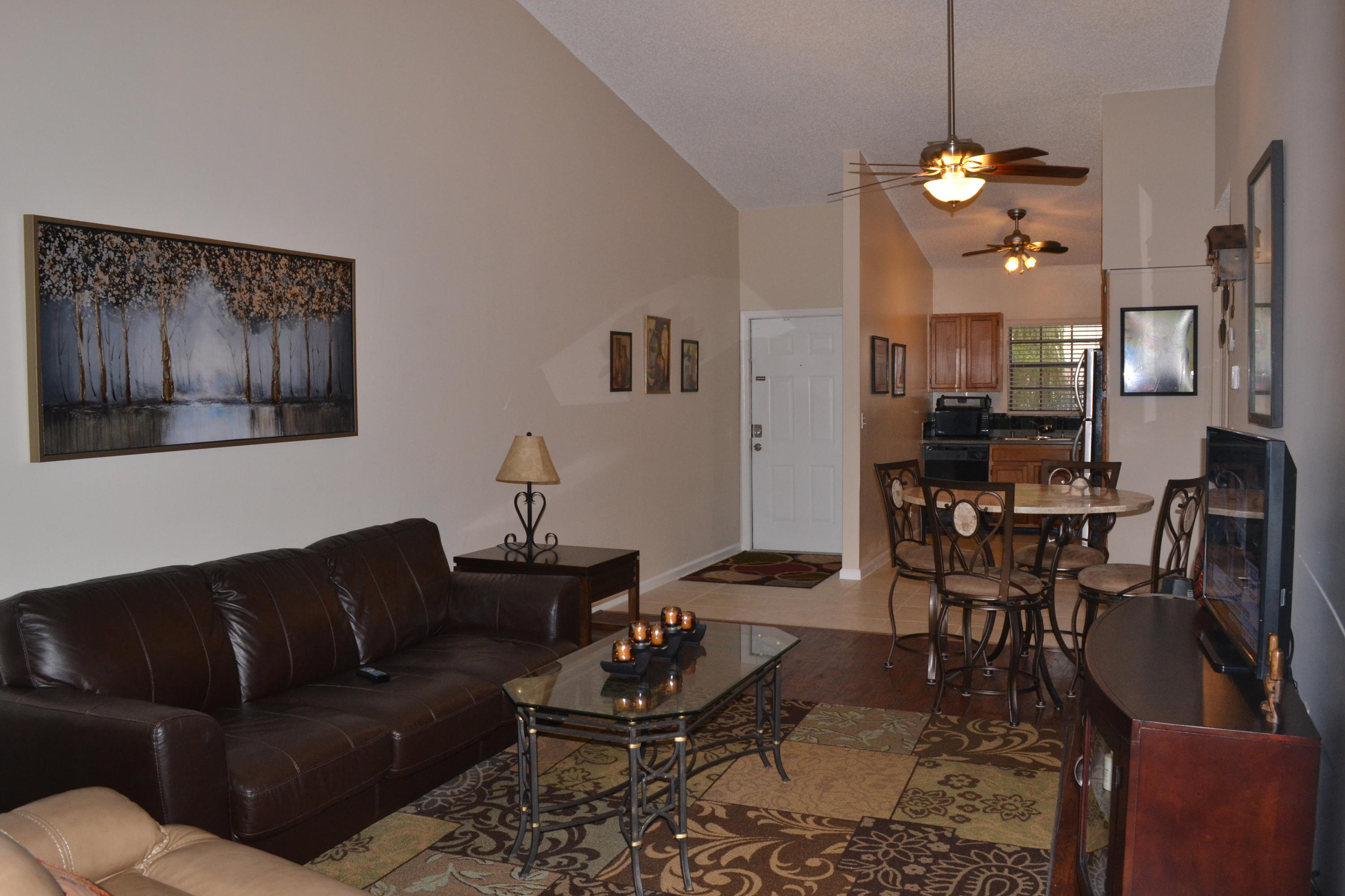 321 Norwood Terrace, Unit N220 Boca Raton, FL 33431 - Photo 5 of 24 Living Room