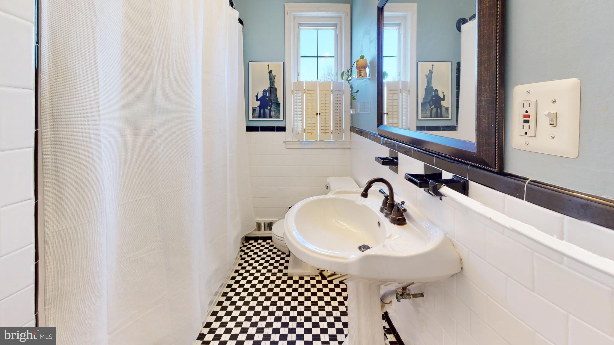 1842 Deveron Road Towson, MD 21286 - Photo 13 of 26 Upstairs bathroom