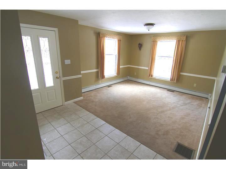 208 Mitchell Road Exton, PA 19341 - Photo 11 of 18 Living Room