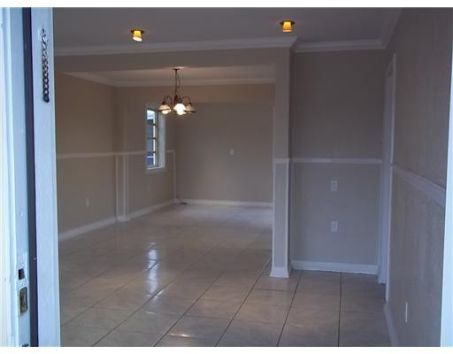 7690 Raleigh Street Hollywood, FL 33024 - Photo 2 of 10 Living Room