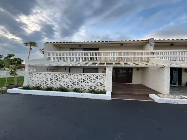 $3,500 | 11603 Northwest 29th Street, Unit 4W, Coral Springs, FL 33065