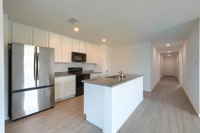 $1,850 | 5916 Crystal Water Way, Princeton, TX 75407