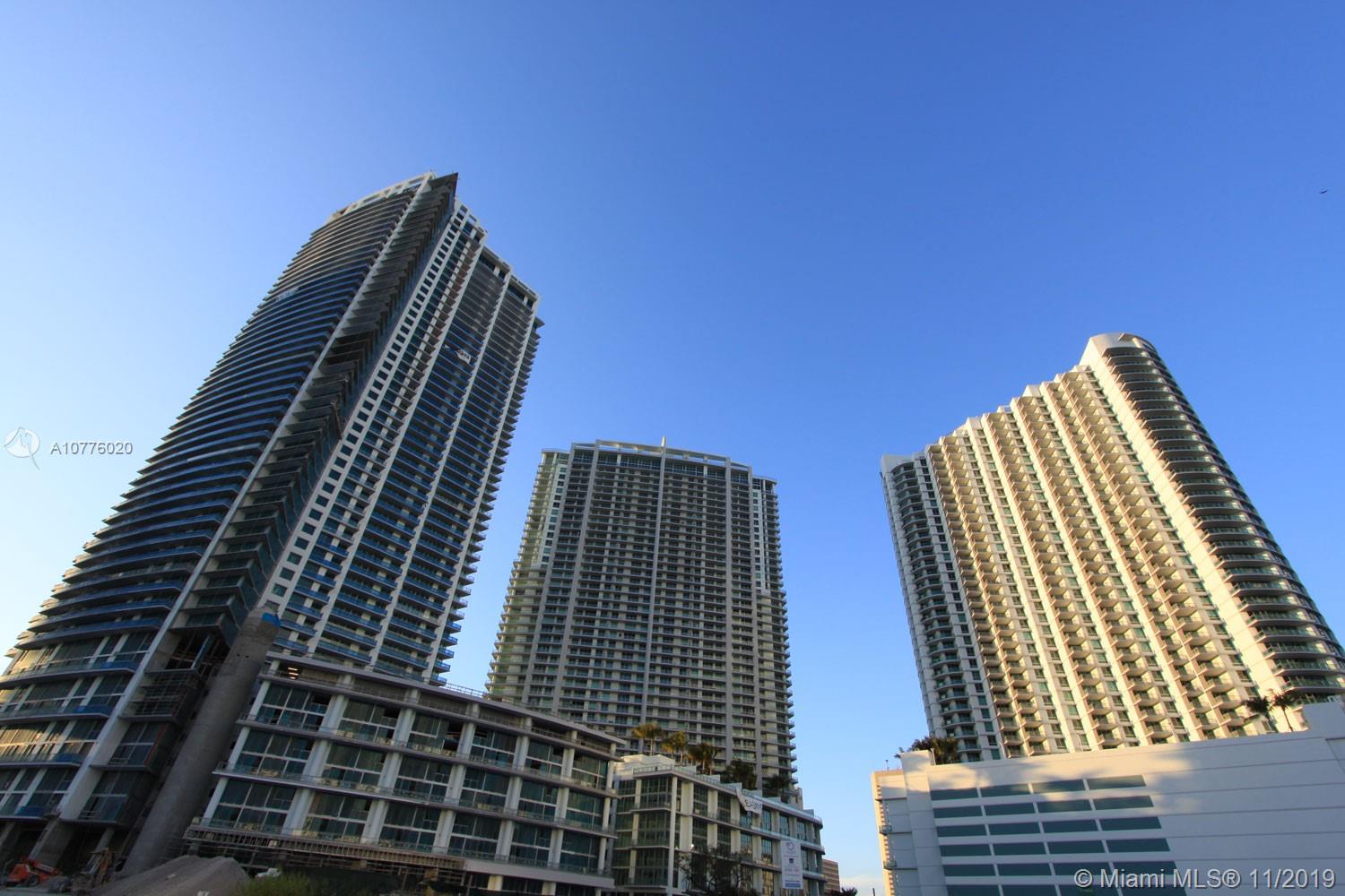 92 Southwest 3rd Street, Unit 2010 Miami, FL 33130 - Photo 1 of 13