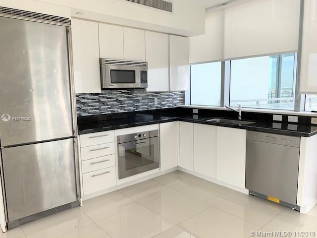 92 Southwest 3rd Street, Unit 2010 Miami, FL 33130 - Photo 2 of 13