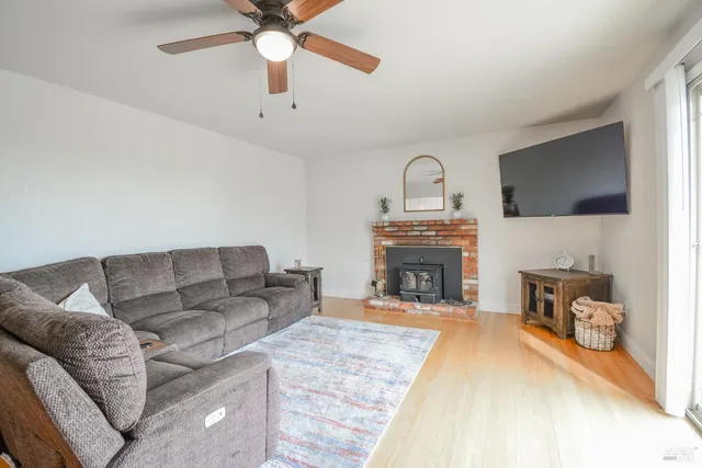 $508,000 | 305 South 8th Street, Dixon, CA 95620