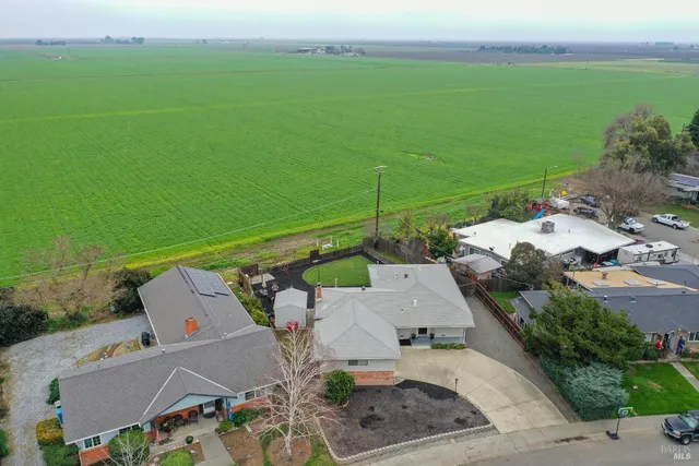 $508,000 | 305 South 8th Street, Dixon, CA 95620