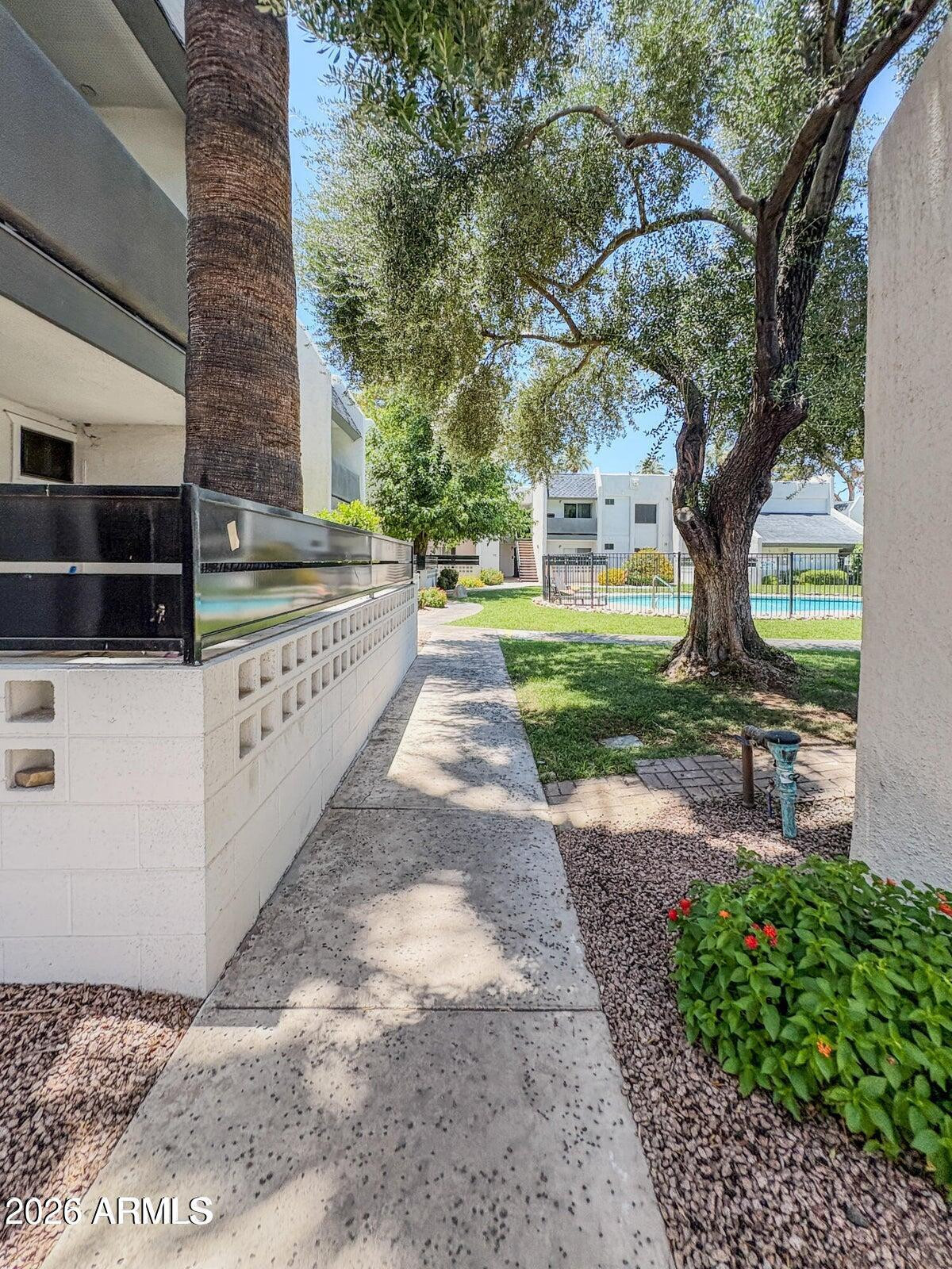 302 East Monte Vista Road, Unit A1 Phoenix, AZ 85004 - Photo 16 of 16 Photo #16