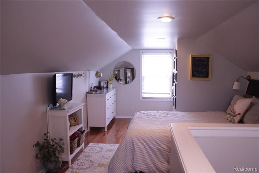 2080 Harvard Road Berkley, MI 48072 - Photo 17 of 32